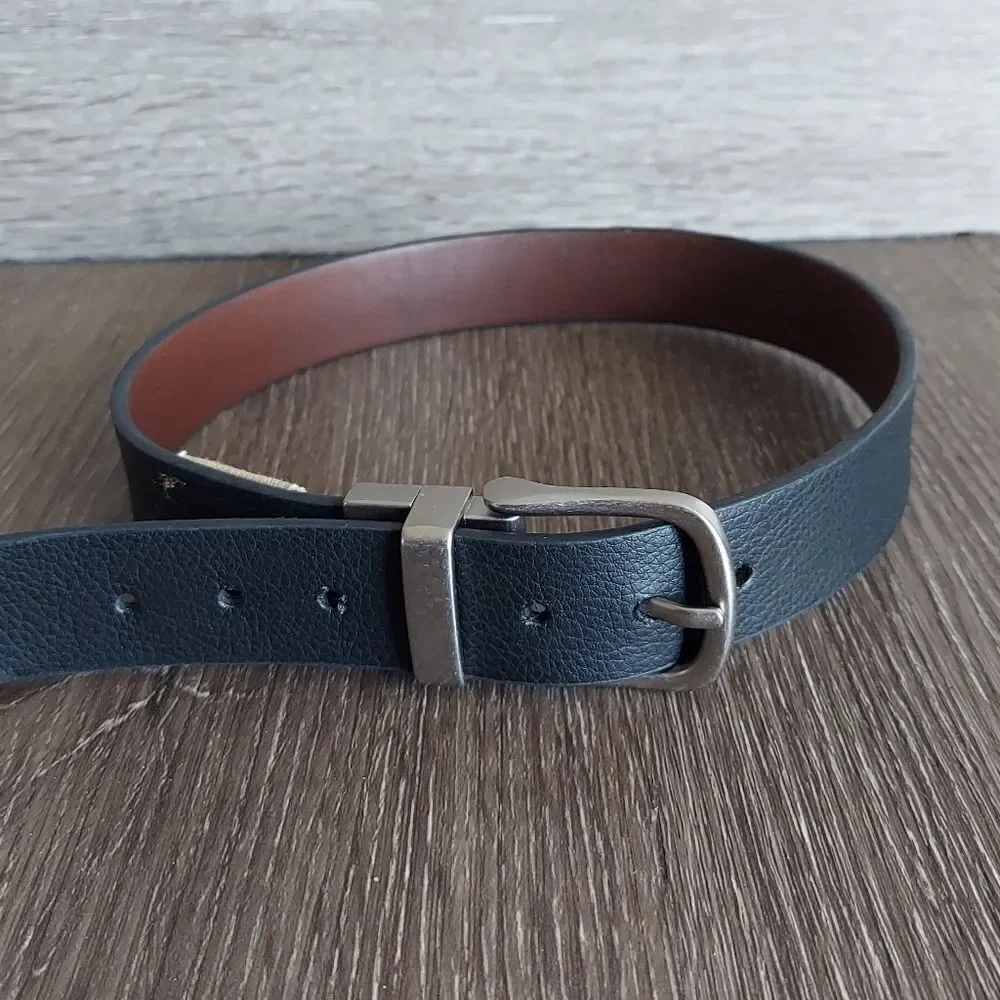 Levi's Reversible Black & Brown Belt Small 22-24